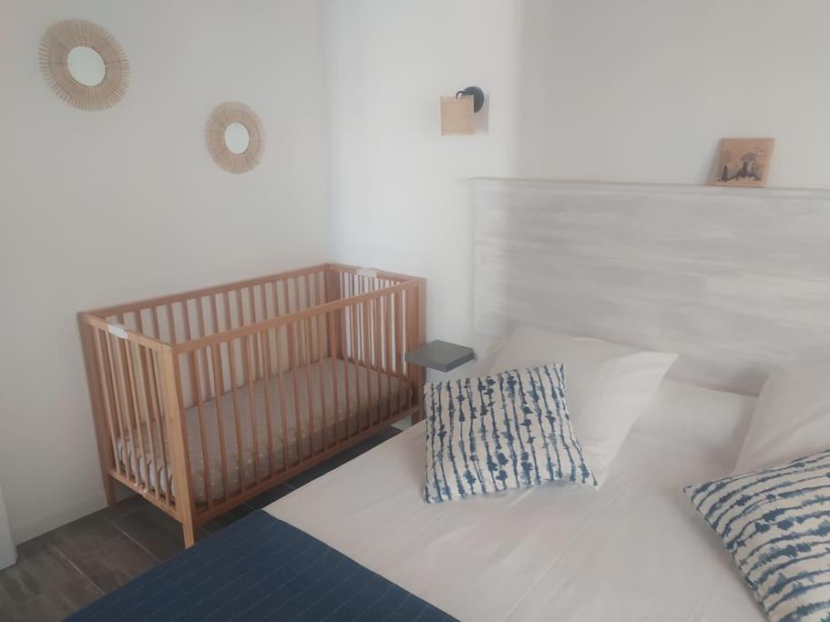 Le Petit Pied A Terre Du Luberon Apartment Merindol Exterior photo